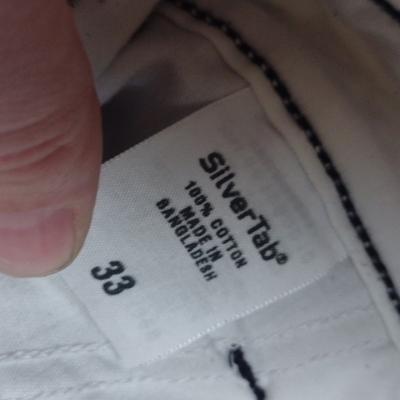 Silvertab Levi's plaid cargo shorts size 33 - Picture 4 of 5